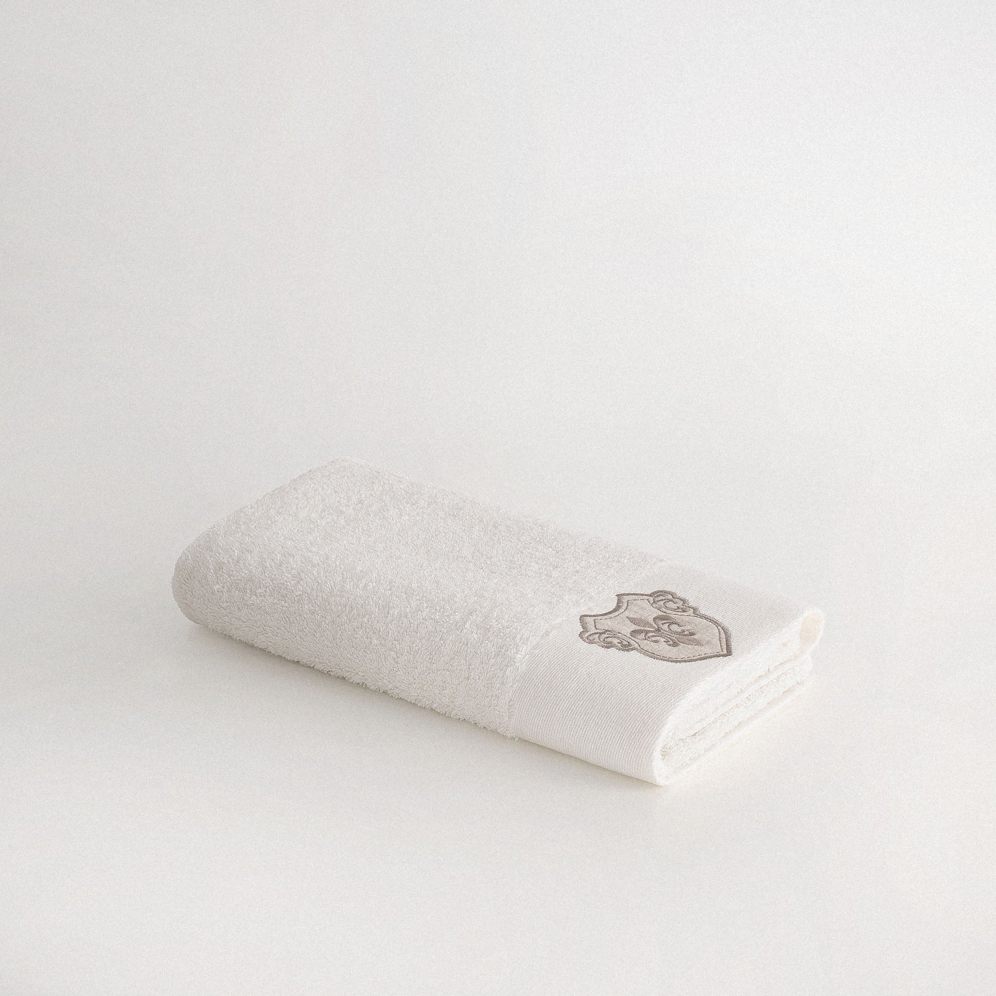 Ayliz Hand Face Towel 100% Organic Cotton Embroidery Cream 50x90 Cm