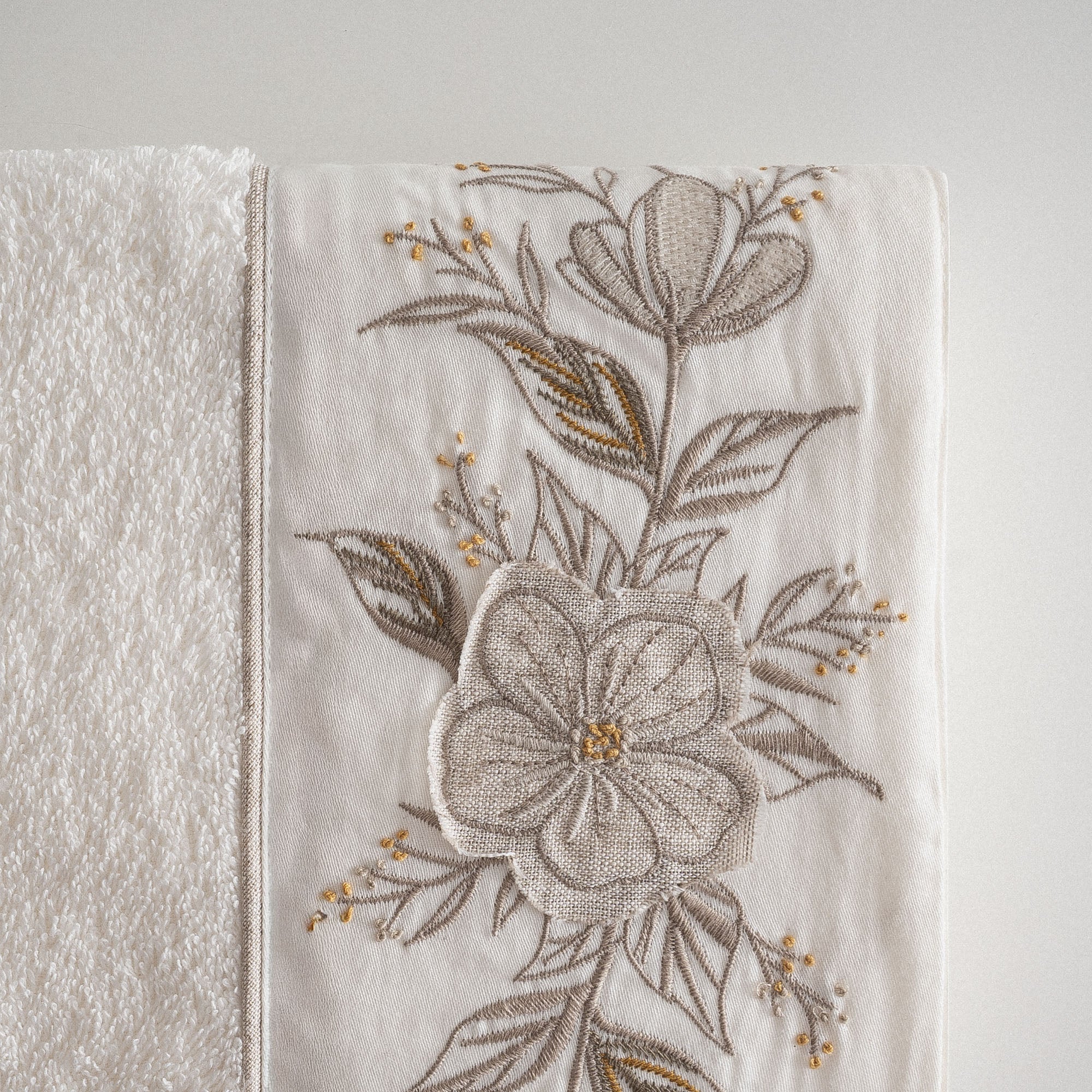 Vanya Organic Cotton Hand Towel Cream