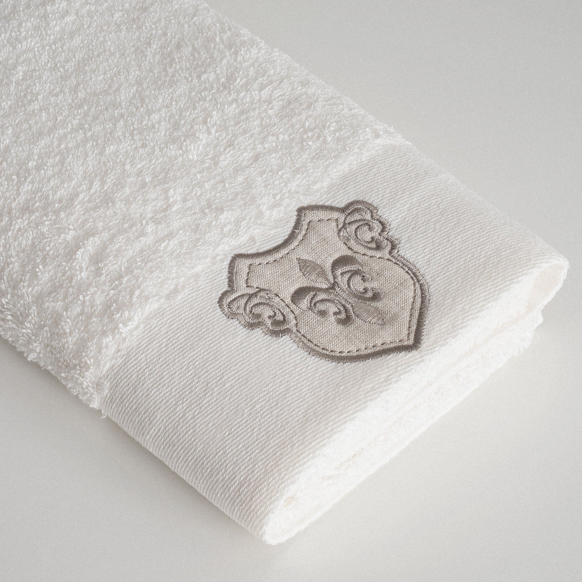 Ayliz Hand Face Towel 100% Organic Cotton Embroidery Cream 50x90 Cm