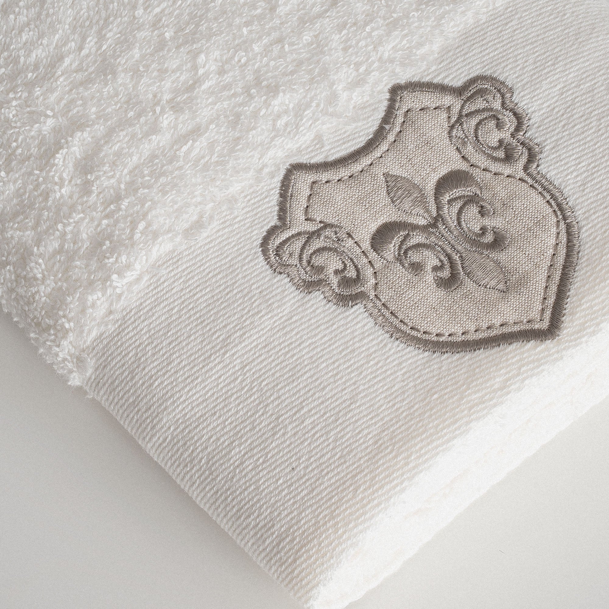 Ayliz Hand Face Towel 100% Organic Cotton Embroidery Cream 50x90 Cm