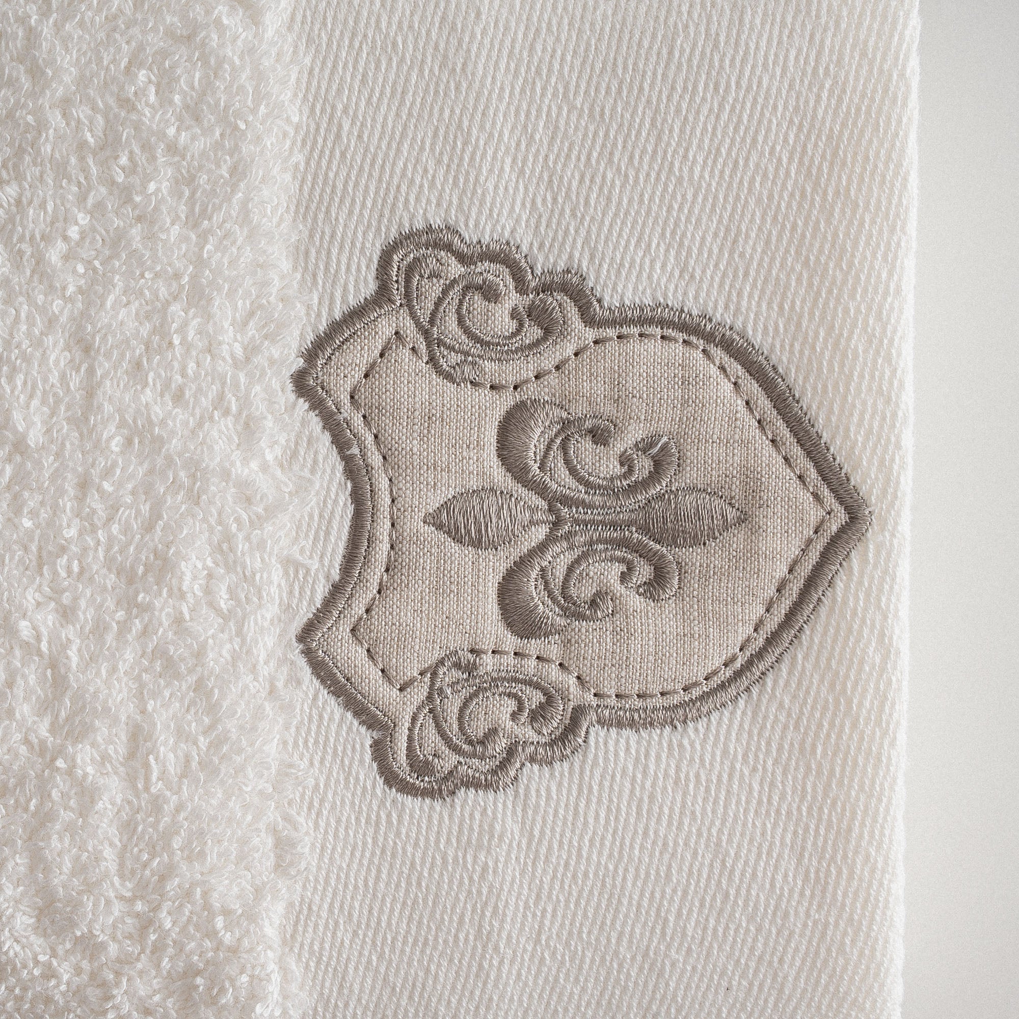 Ayliz Hand Face Towel 100% Organic Cotton Embroidery Cream 50x90 Cm