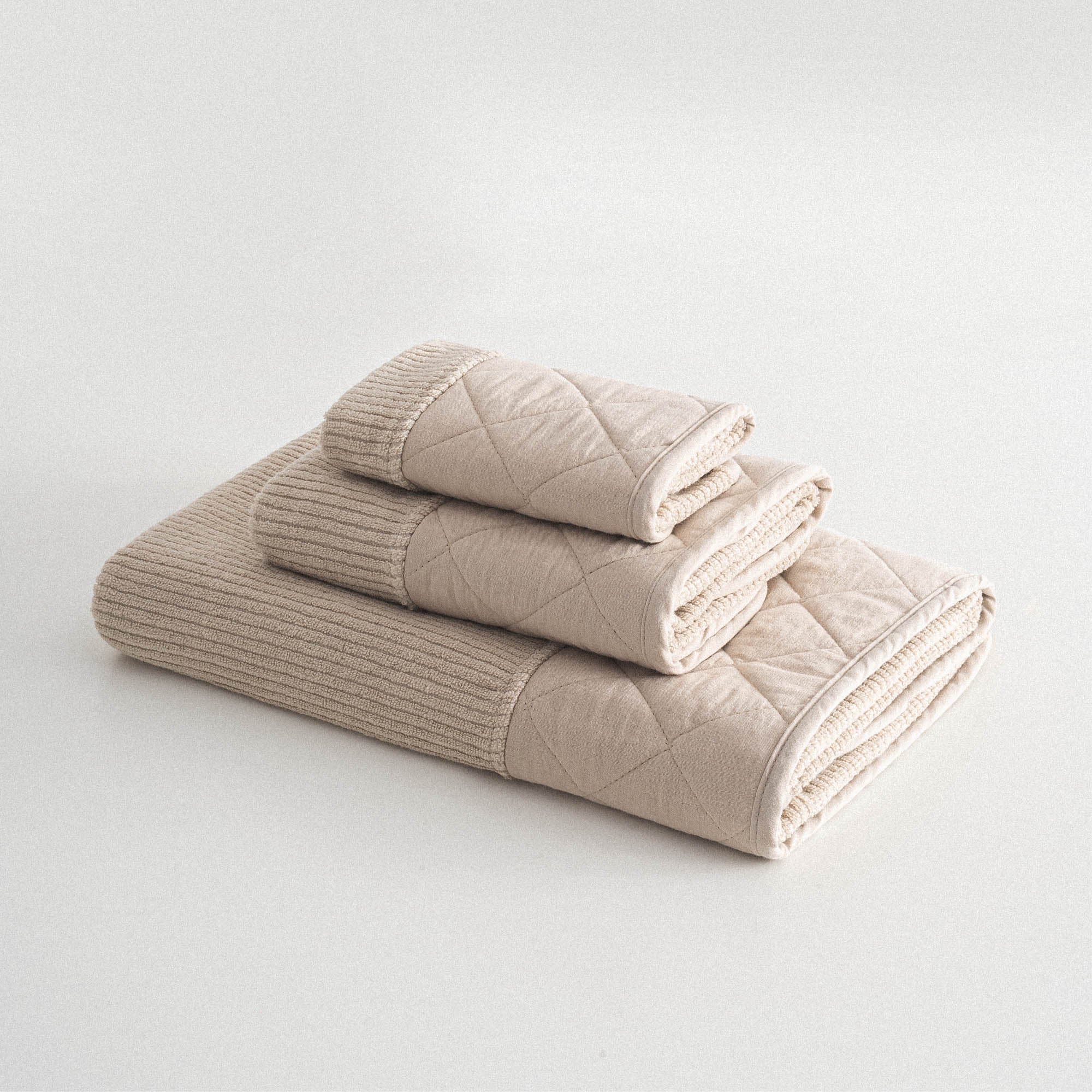 Hüma Cotton Quilted Bath Towel Set Pack of 3 Beige