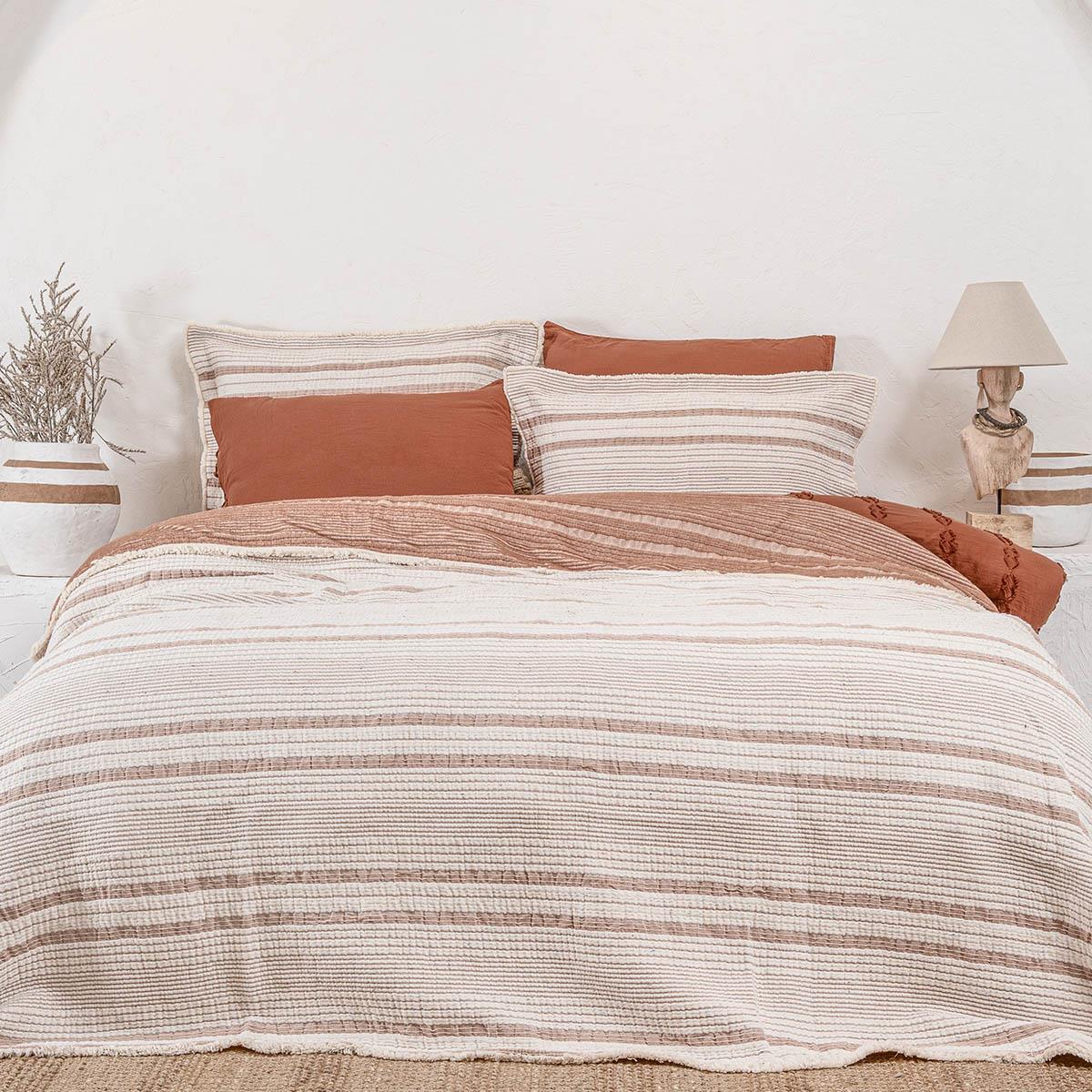 Hivda Organic Cotton Muslin Filled Double Bedspread Terra